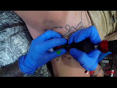 ❤️ Extremely tattooed hottie Sully Savage has a tattoo on her clitoris ❤️ Anal video at en-gb.hentaisea-com.ru ❌❤